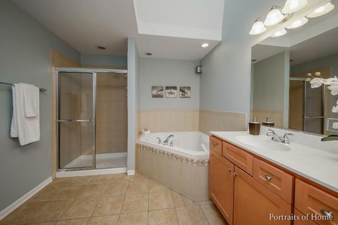 1043 E Jefferson Ave, Wheaton, IL 60187 photo 15