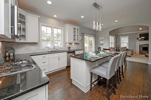 1043 E Jefferson Ave, Wheaton, IL 60187 photo 3