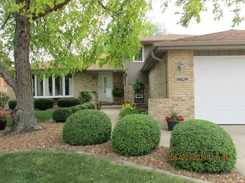 19829 Patricia Ln, Mokena, IL 60448 photo 2