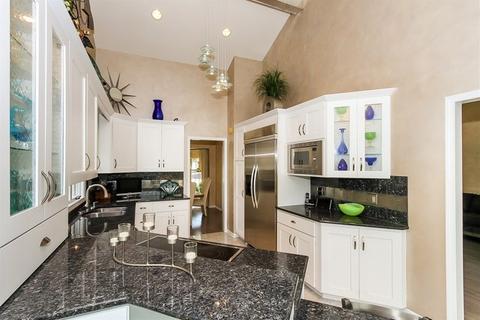 594 Golfers Ln, Bartlett, IL 60103 photo 10