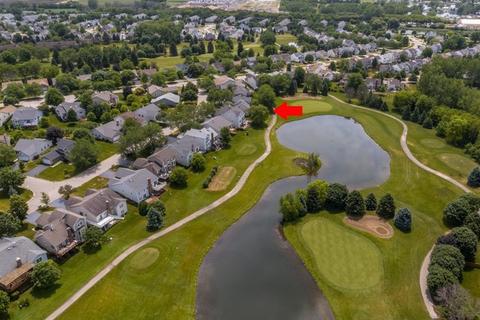 594 Golfers Ln, Bartlett, IL 60103 photo 3