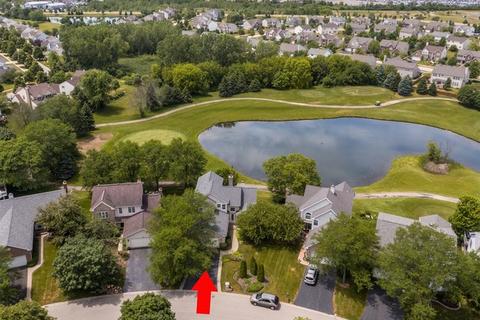 594 Golfers Ln, Bartlett, IL 60103 photo 2
