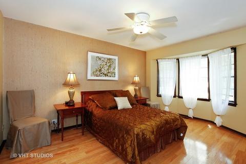1033 E Benton Ave, Naperville, IL 60540 photo 8
