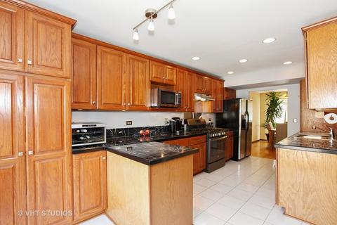 1033 E Benton Ave, Naperville, IL 60540 photo 4