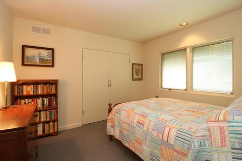 1116 W William St, Champaign, IL 61821 photo 12