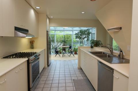 1116 W William St, Champaign, IL 61821 photo 8