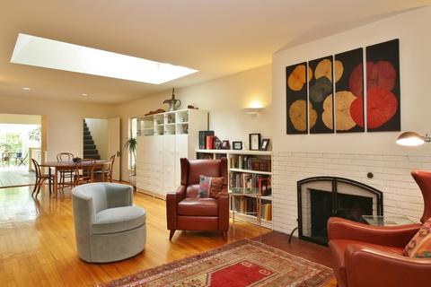 1116 W William St, Champaign, IL 61821 photo 4