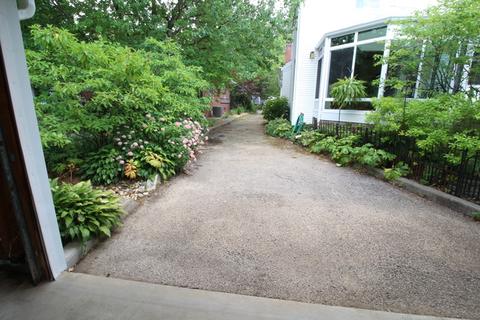 1116 W William St, Champaign, IL 61821 photo 22