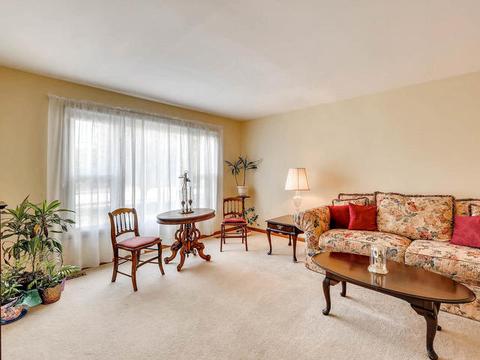 861 Bristol Dr, Algonquin, IL 60102 photo 8