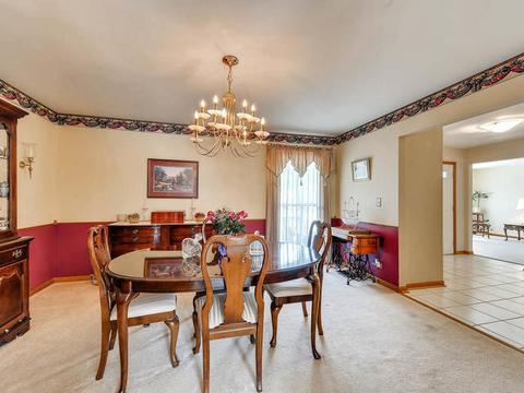 861 Bristol Dr, Algonquin, IL 60102 photo 9