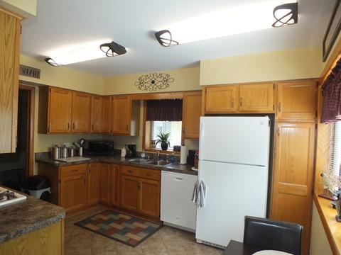 3041 Wallace Ave, Steger, IL 60475 photo 4
