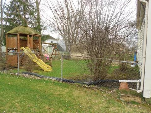292 Pickett Ct, Bartlett, IL 60103 photo 14