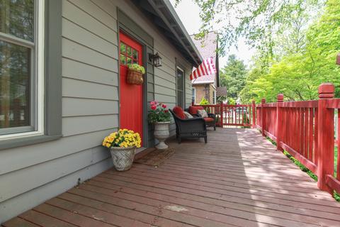 1107 W Daniel St, Champaign, IL 61821 photo 2