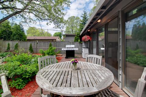 1107 W Daniel St, Champaign, IL 61821 photo 27