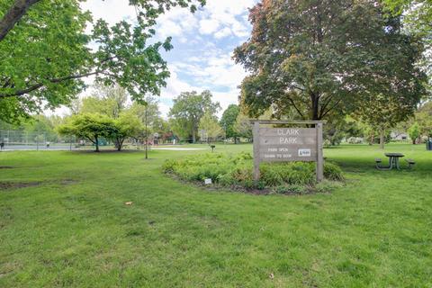 1107 W Daniel St, Champaign, IL 61821 photo 28