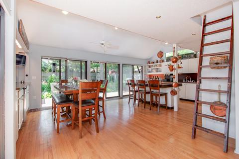 1107 W Daniel St, Champaign, IL 61821 photo 7
