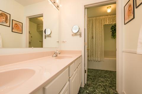 5803 Stonebridge Trl, Mchenry, IL 60050 photo 10