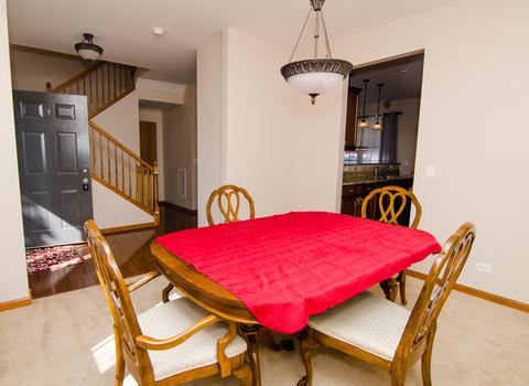 205 Garden Dr, Elgin, IL 60124 photo 4