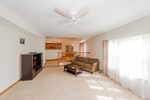 2914 Twin Falls Dr, Plainfield, IL 60586 photo 7