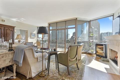 21 E Huron St #2404, Chicago, IL 60611 photo 2