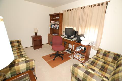 1320 Fairmont Rd, Hoffman Estates, IL 60169 photo 13