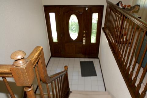 1320 Fairmont Rd, Hoffman Estates, IL 60169 photo 4