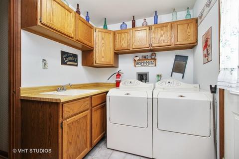212 227th St, Steger, IL 60475 photo 16