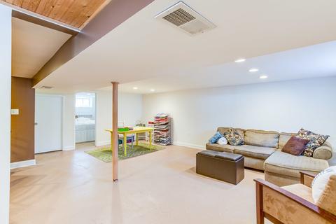 905 E Irving Park Rd, Itasca, IL 60143 photo 10