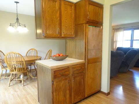 1686 Gary Ave, Aurora, IL 60505 photo 5