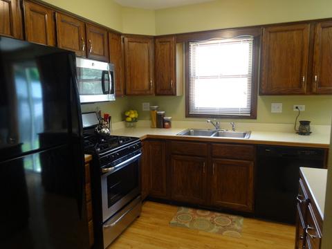 1686 Gary Ave, Aurora, IL 60505 photo 4