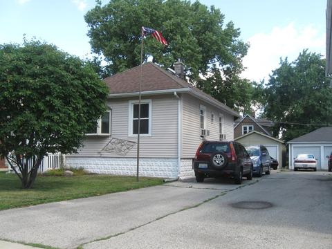 8018 White Ave, Lyons, IL 60534 photo 2