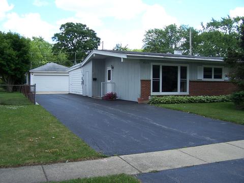 4004 Raven Ln, Rolling Meadows, IL 60008 photo 1