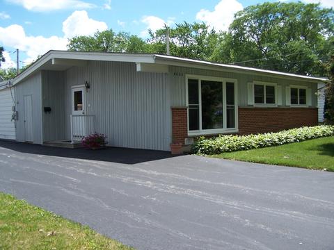 4004 Raven Ln, Rolling Meadows, IL 60008 photo 2