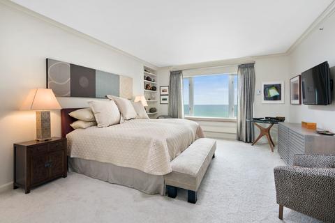 132 E Delaware Pl #5002, Chicago, IL 60611 photo 8