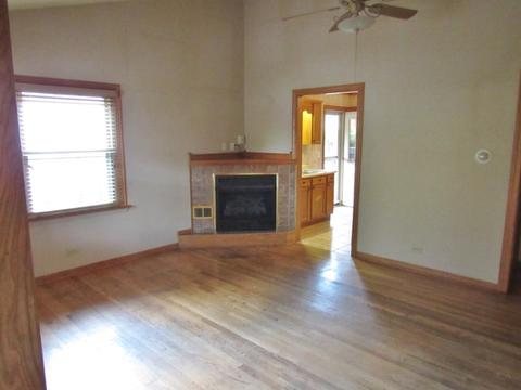 24 Covington Rd, Fox Lake, IL 60020 photo 3