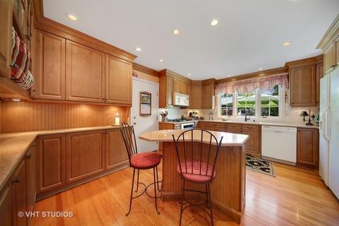 409 E 11th Ave, Naperville, IL 60563 photo 6