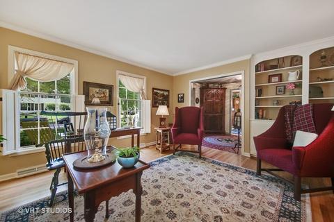 409 E 11th Ave, Naperville, IL 60563 photo 4