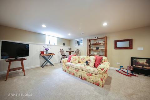 409 E 11th Ave, Naperville, IL 60563 photo 12