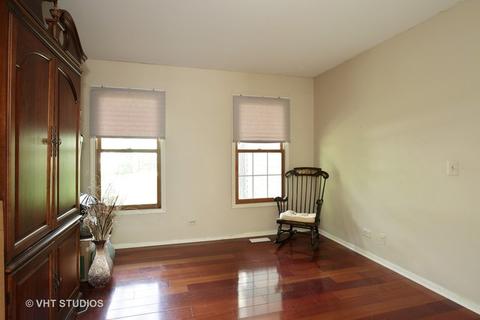 1010 Willoby Ln, Elgin, IL 60120 photo 9