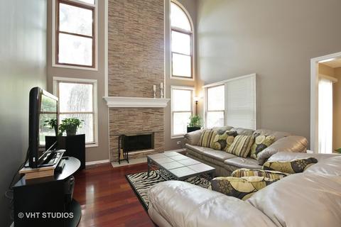 1010 Willoby Ln, Elgin, IL 60120 photo 7