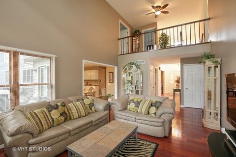 1010 Willoby Ln, Elgin, IL 60120 photo 8