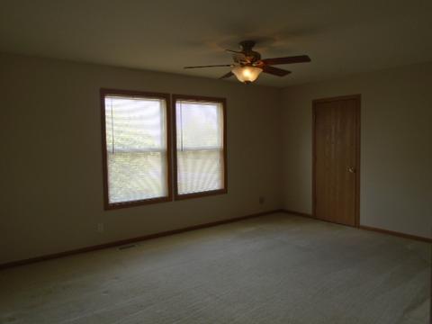 2524 E 6th St, Belvidere, IL 61008 photo 11