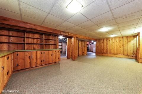 916 Sunset Rd, Wheaton, IL 60189 photo 4