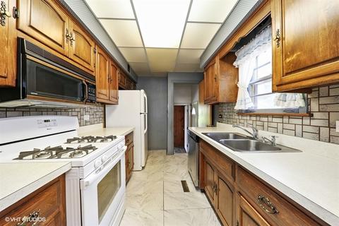 916 Sunset Rd, Wheaton, IL 60189 photo 3