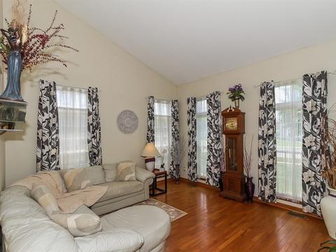 2228 Deerpath Dr, Elgin, IL 60123 photo 5
