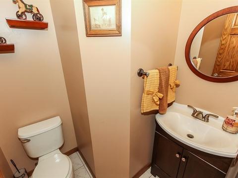 2228 Deerpath Dr, Elgin, IL 60123 photo 12