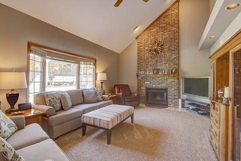 13105 Vicky St, Plainfield, IL 60585 photo 10