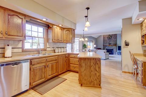 13105 Vicky St, Plainfield, IL 60585 photo 7