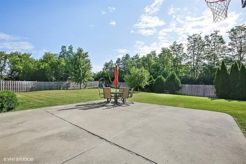 751 Mayfair Ln, Algonquin, IL 60102 photo 24