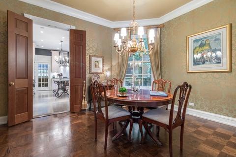 32 E Scott St, Chicago, IL 60610 photo 15